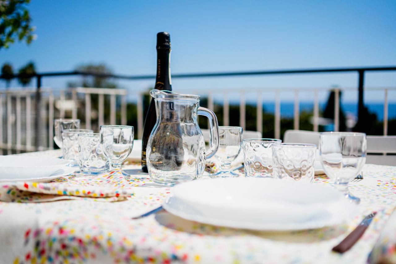 Tre Ponti Panoramic Seaview Apartment Sanremo Exterior foto